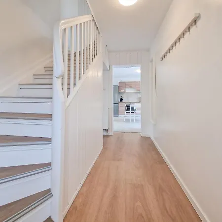 Raj Living - 6 House With Terrace And Parking - 25 Min Messe Dus & Airport Dus * Duisburg