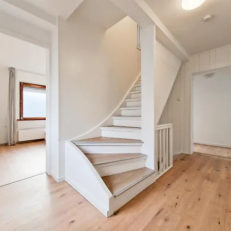 Apartment Raj Living - 6 House With Terrace And Parking - 25 Min Messe Dus & Airport Dus *